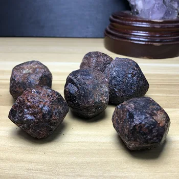KUUM!!!!Naturaalne töötlemata Granaat crystal kivi Raw poolvääriskividest Kukkunud kivi & kivi käsitöö & gem 4